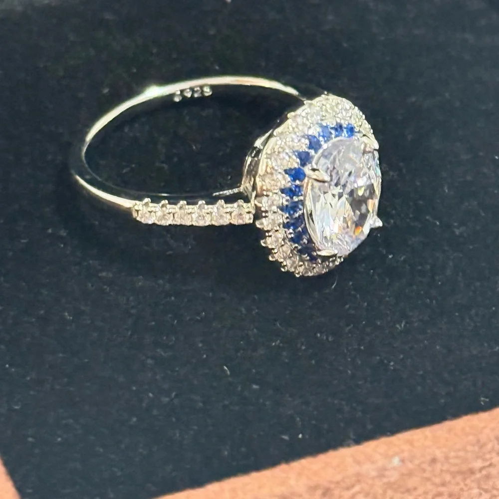 925 Sterling Silver Oval cut white Blue Cubic Zirconia Infinity Band Ring Sz 9 - Picture 4 of 6